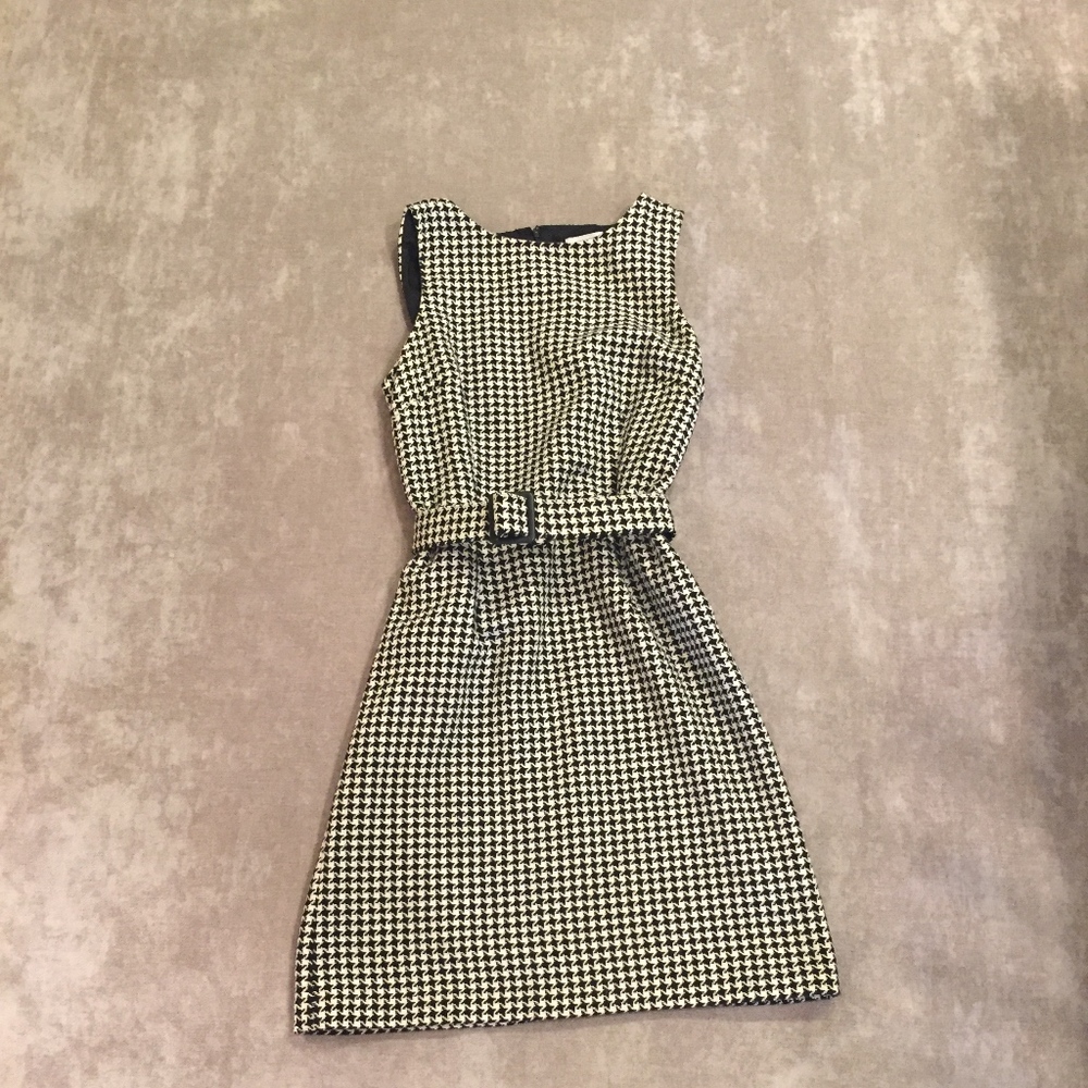 Ann Taylor Loft sleeveless houndstooth dress